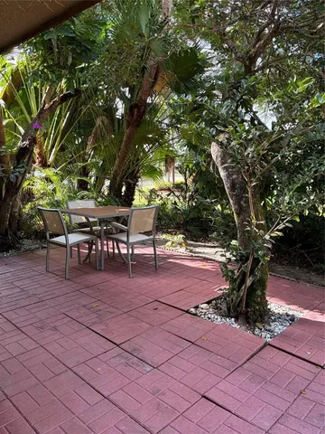 $498,000 | 5425 10th Fairway Drive, Unit 3, Delray Beach, FL 33484