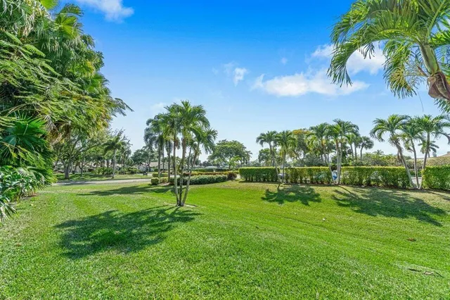 $498,000 | 5425 10th Fairway Drive, Unit 3, Delray Beach, FL 33484