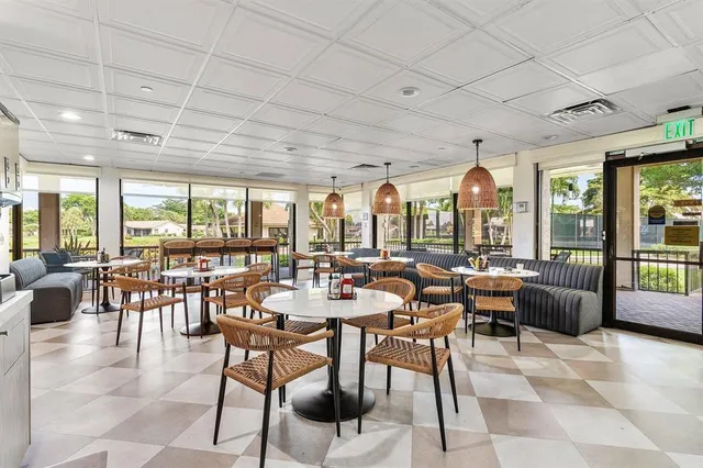 $498,000 | 5425 10th Fairway Drive, Unit 3, Delray Beach, FL 33484