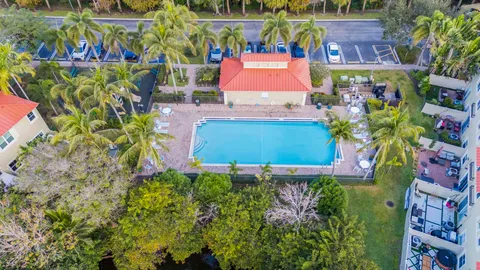 $2,800 | 183 Lake Monterey Circle, Boynton Beach, FL 33426