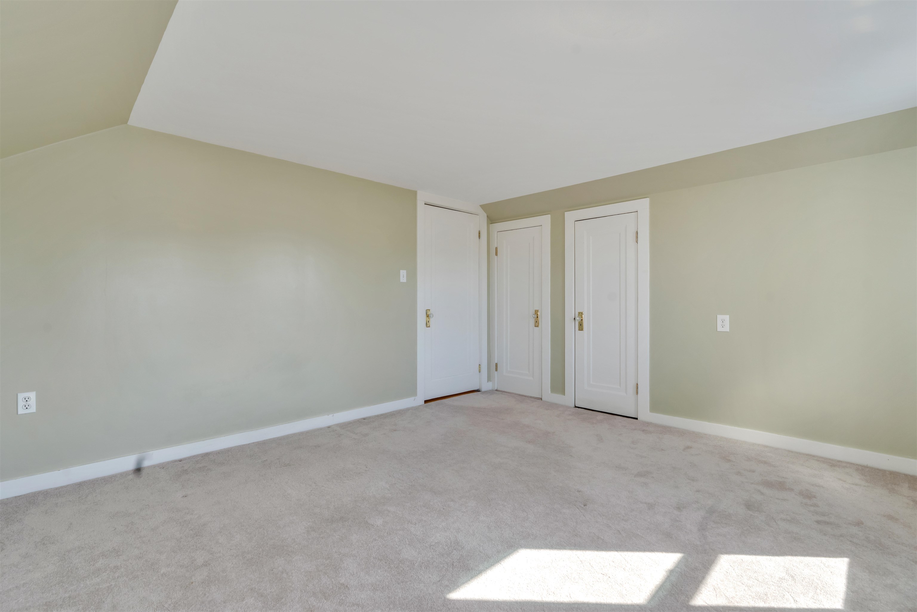1 Middlebrook Road Dover, NH 03820 - Photo 14 of 43