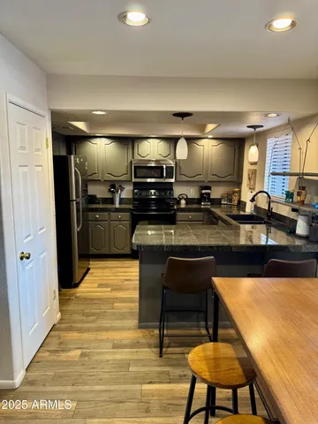 $2,450 | 4303 East Cactus Road, Unit 235, Phoenix, AZ 85032