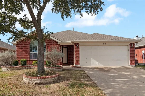 $2,250 | 2060 Falls Creek Drive, Little Elm, TX 75068