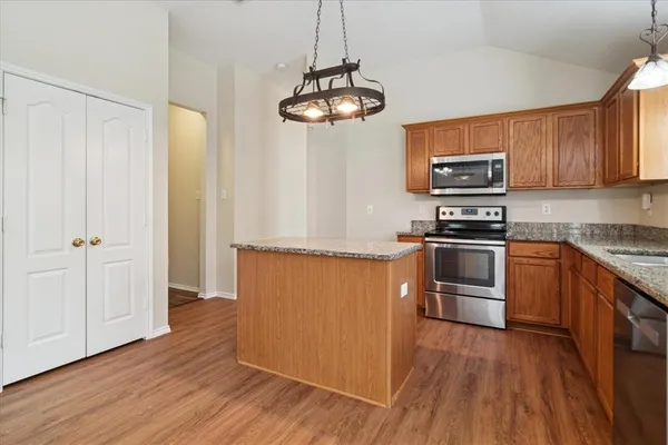 $2,250 | 2060 Falls Creek Drive, Little Elm, TX 75068