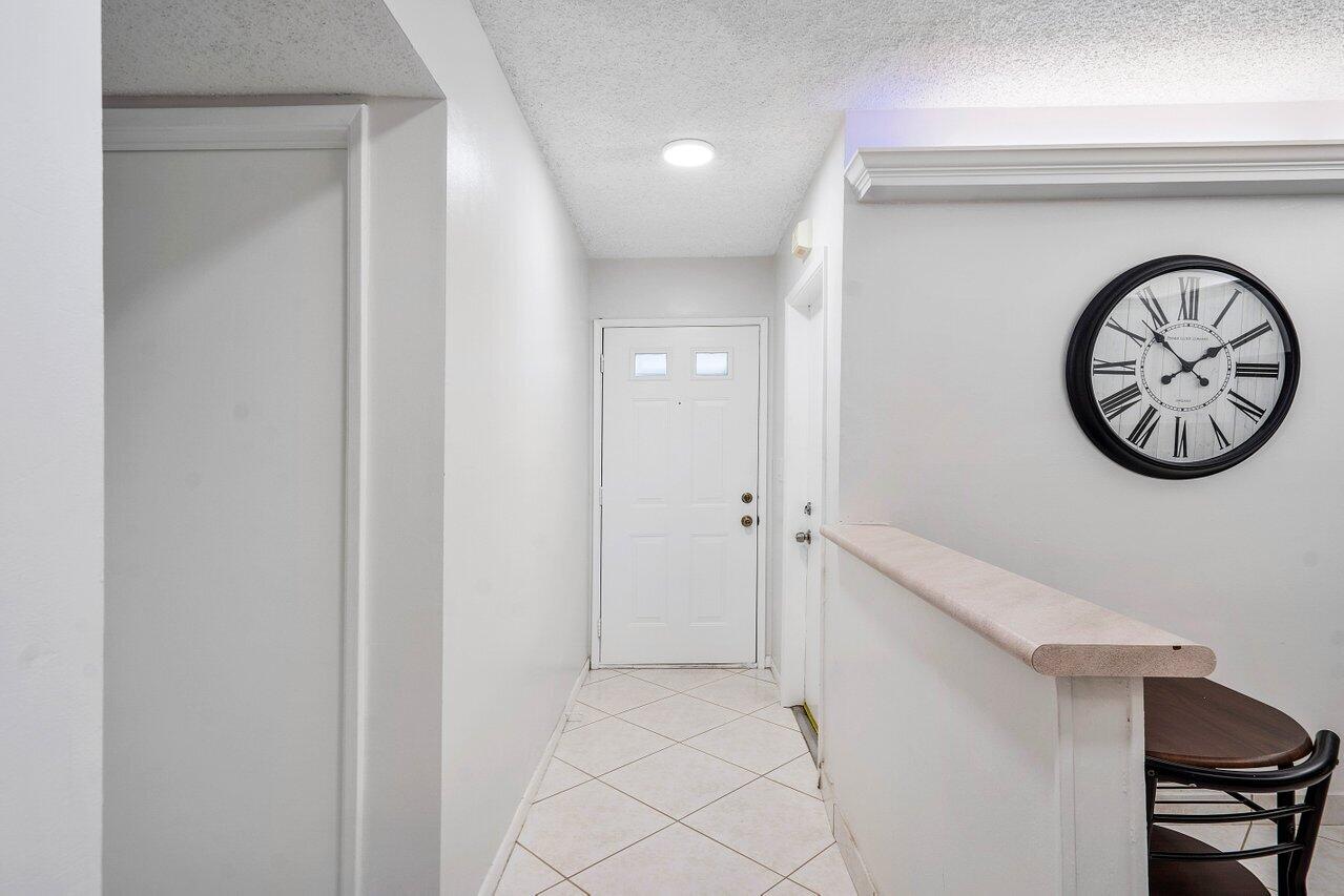 18710 Garbo Terrace, Unit 5 Boca Raton, FL 33496 - Photo 3 of 30 005-18710GarboTerrace-BocaRaton-FL-33496