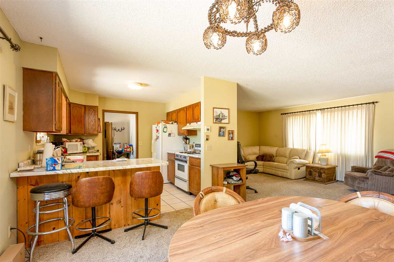 498 33 Road Clifton, CO 81520 - Photo 6 of 37 Gallery Image 6