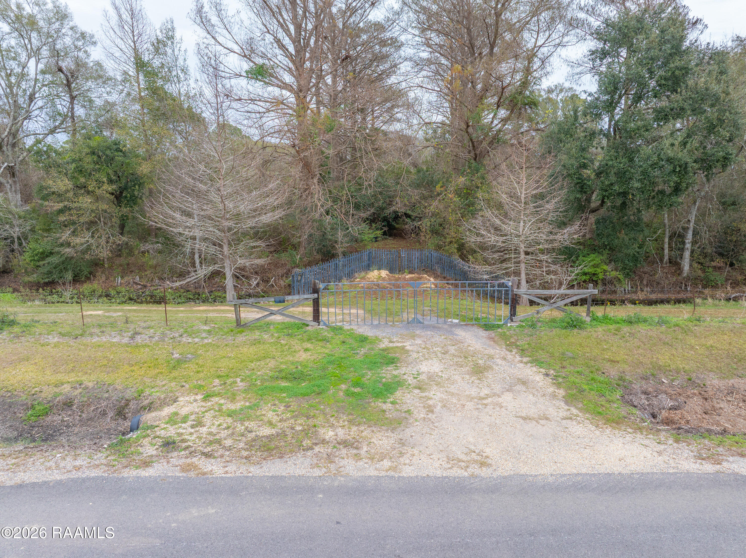 5114 Rip Van Winkle Road New Iberia, LA 70560 - Photo 8 of 19 5114RipVanWinkle-14