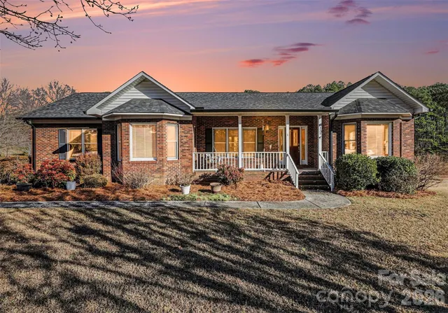 $575,000 | 135 Jefferson Heights, Kannapolis, NC 28081