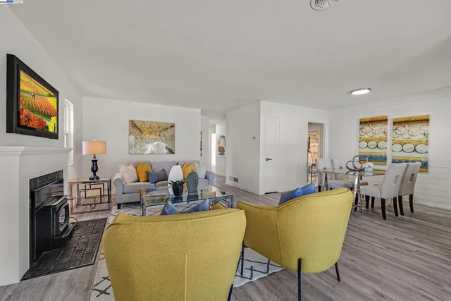 $949,000 | 19077 Gliddon Street, Castro Valley, CA 94546