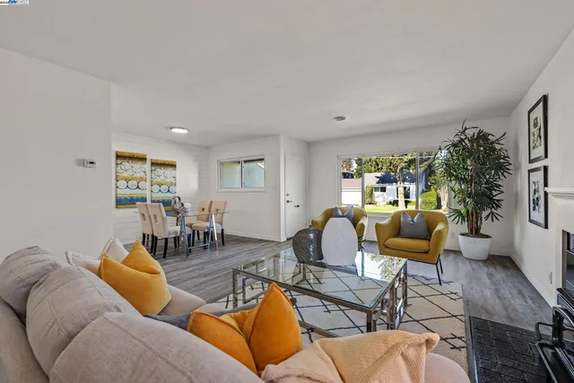 $949,000 | 19077 Gliddon Street, Castro Valley, CA 94546