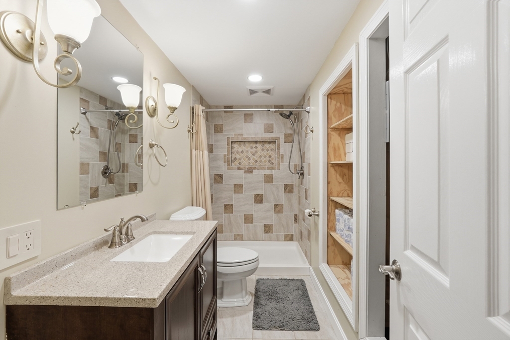 1 Daniels Road Hudson, MA 01749 - Photo 19 of 40