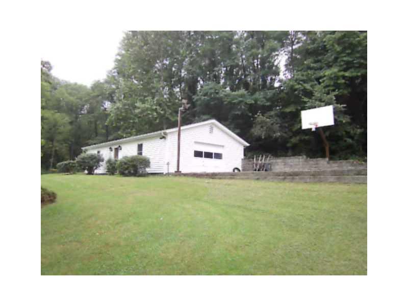 6705 Maple Grove Road Martinsville, IN 46151 - Photo 3 of 22 Gallery Image 3