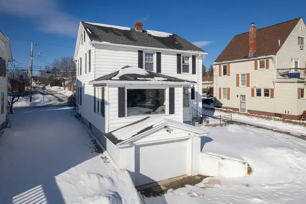 $335,900 | 98 Harrington Avenue, Rutland, VT 05701