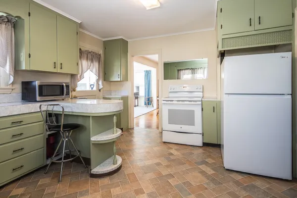 $335,900 | 98 Harrington Avenue, Rutland, VT 05701