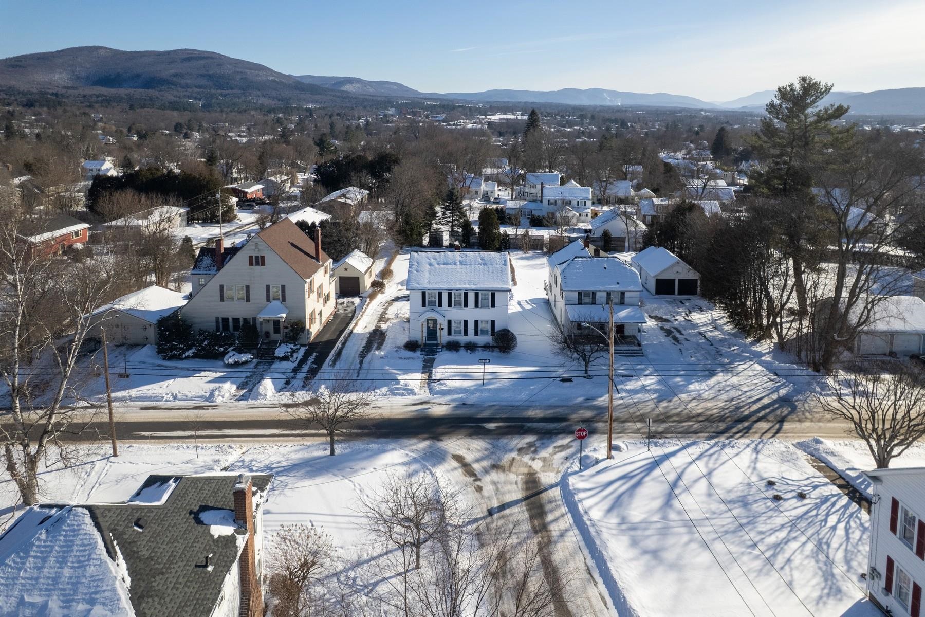 98 Harrington Avenue Rutland, VT 05701 - Photo 6 of 30
