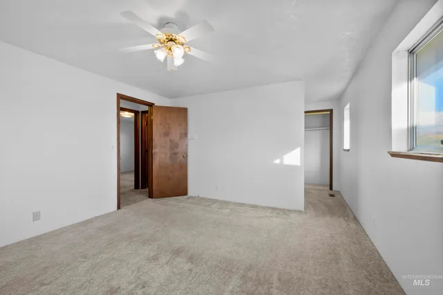 $349,900 | 80 South Heather Drive, Nampa, ID 83651