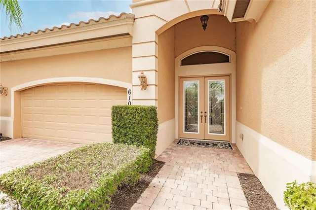 $12,000 | 6105 Dogleg Drive, Naples, FL 34113