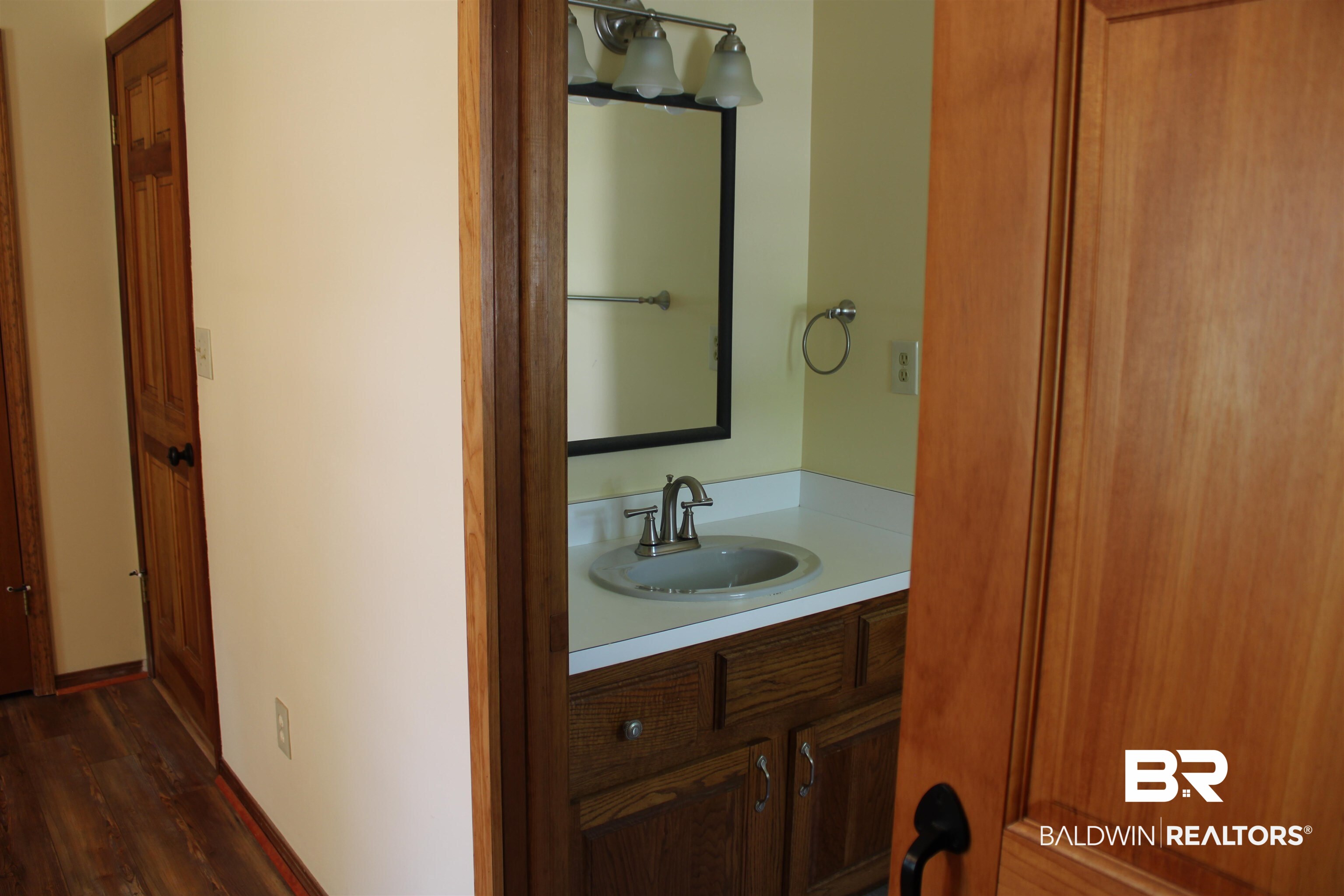 2800 Pine Ridge Drive Lillian, AL 36549 - Photo 24 of 37 Primary Suite