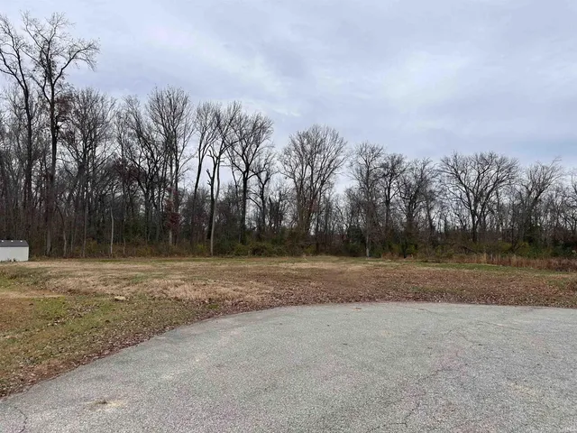 $130,000 | 2750 Viehe Drive, Evansville, IN 47725