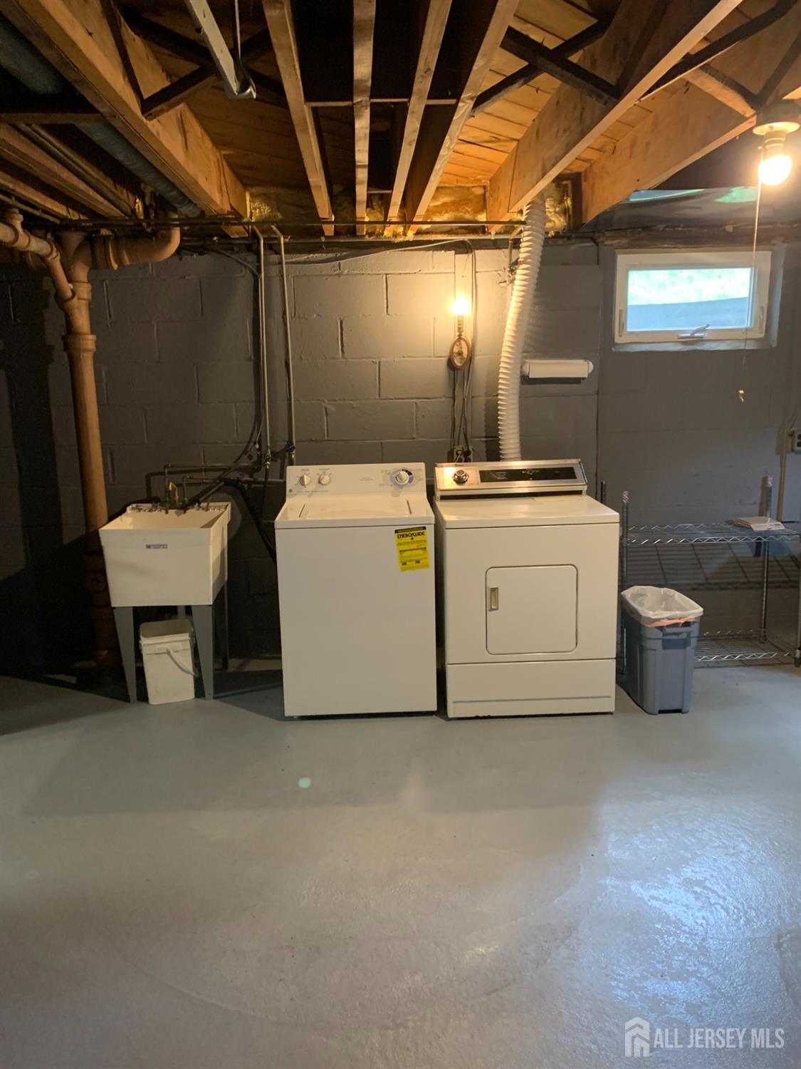 2 Brookside Road Edison, NJ 08817 - Photo 13 of 16