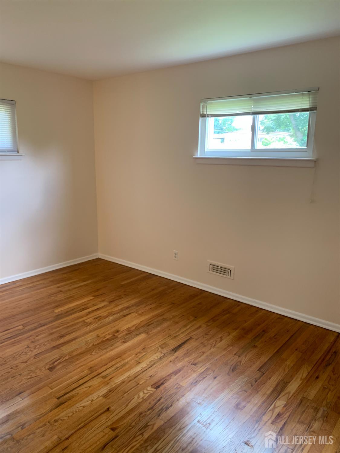 2 Brookside Road Edison, NJ 08817 - Photo 5 of 16