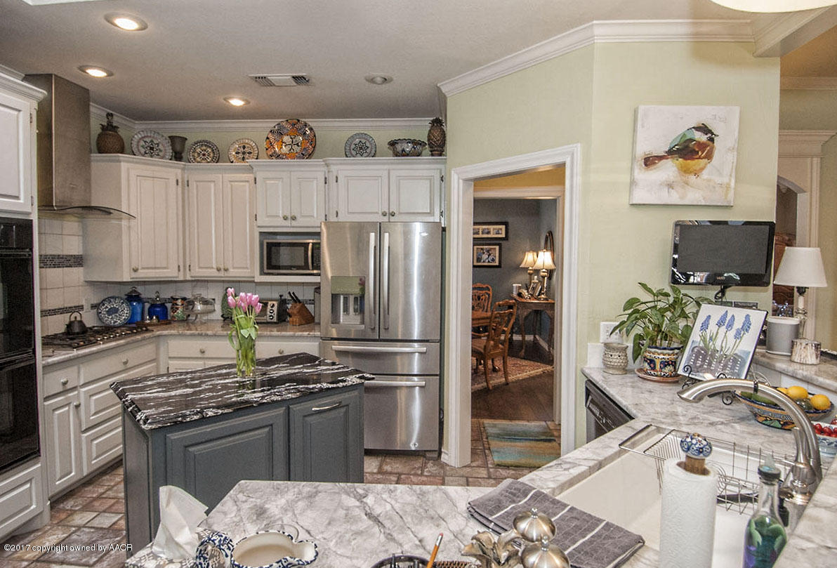 7613 Bayswater Road Amarillo, TX 79119 - Photo 9 of 44 KITCHEN VIEW 1