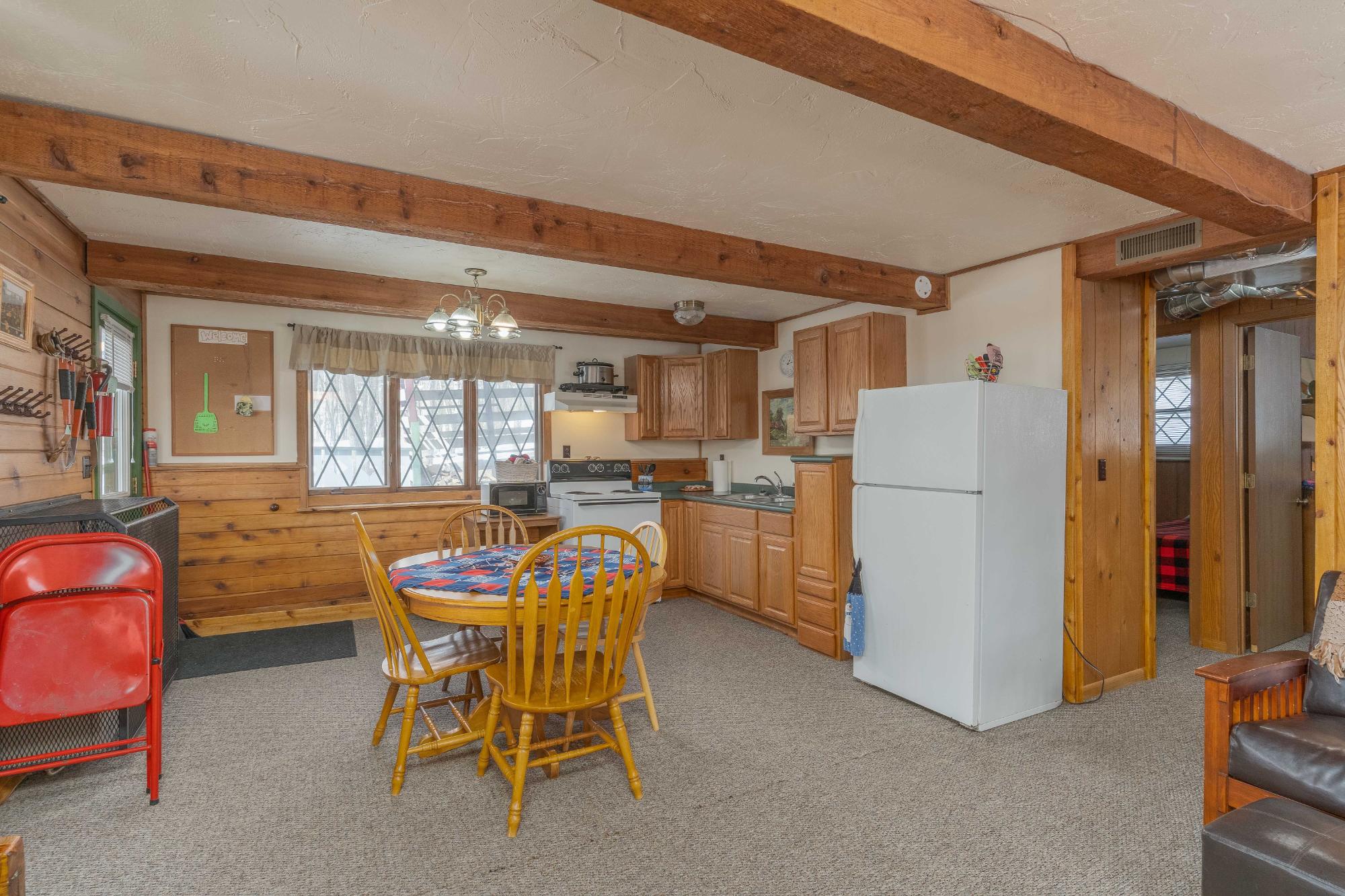111 Little Deer Road Iron River, MI 49935 - Photo 8 of 39 Gallery Image 8