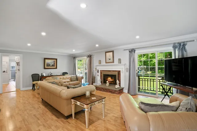 $1,459,000 | 2 Westmoreland Road, Ridgefield, CT 06877