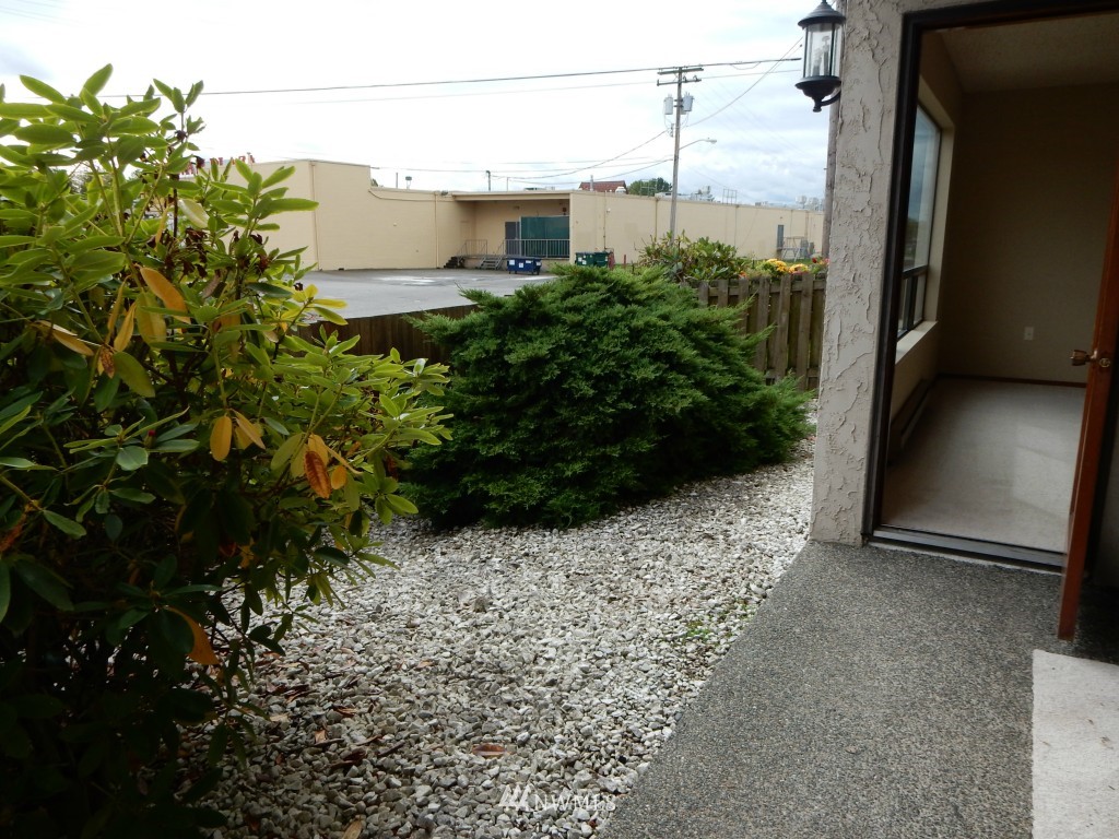 1175 Harrington Place Northeast, Unit 111 Renton, WA 98056 - Photo 14 of 15 Gallery Image 14