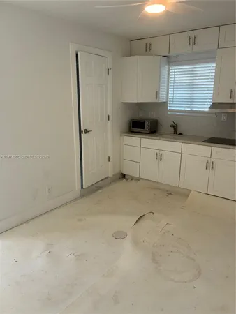 $2,100 | 1530 Northeast 33rd Street, Unit 1530, Pompano Beach, FL 33064