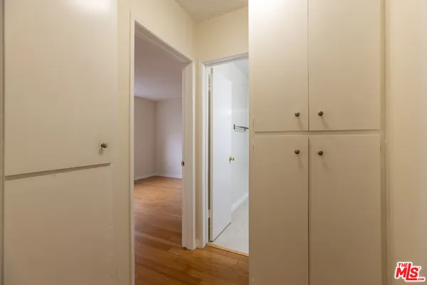 $3,980 | 1033 6th Street, Unit 107, Santa Monica, CA 90403