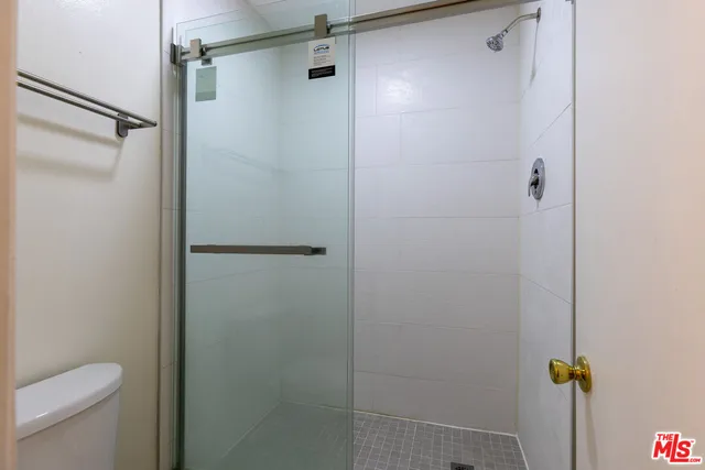 $4,020 | 1033 6th Street, Unit 107, Santa Monica, CA 90403