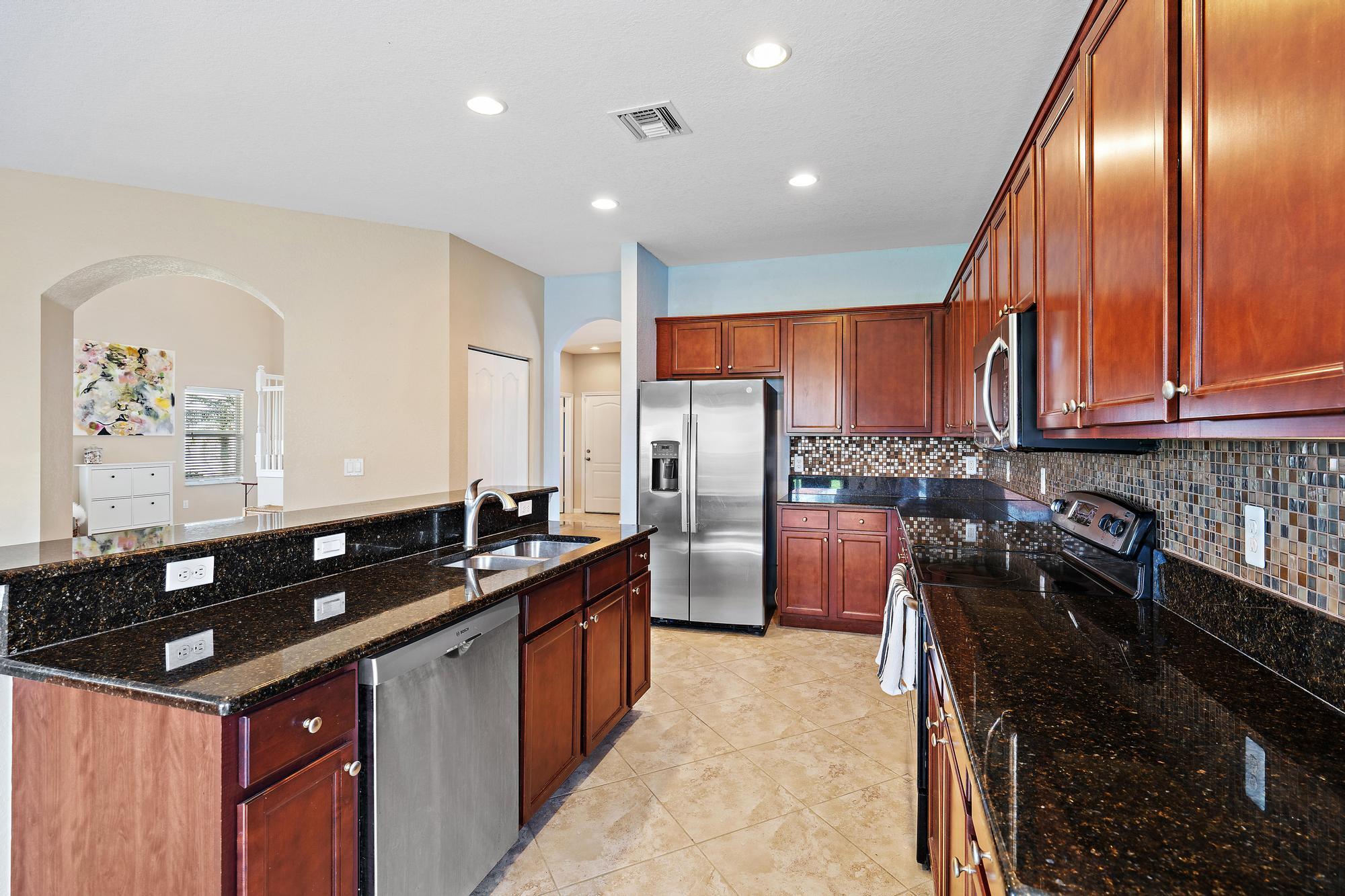 196 Behring Way Jupiter, FL 33458 - Photo 5 of 75 Kitchen