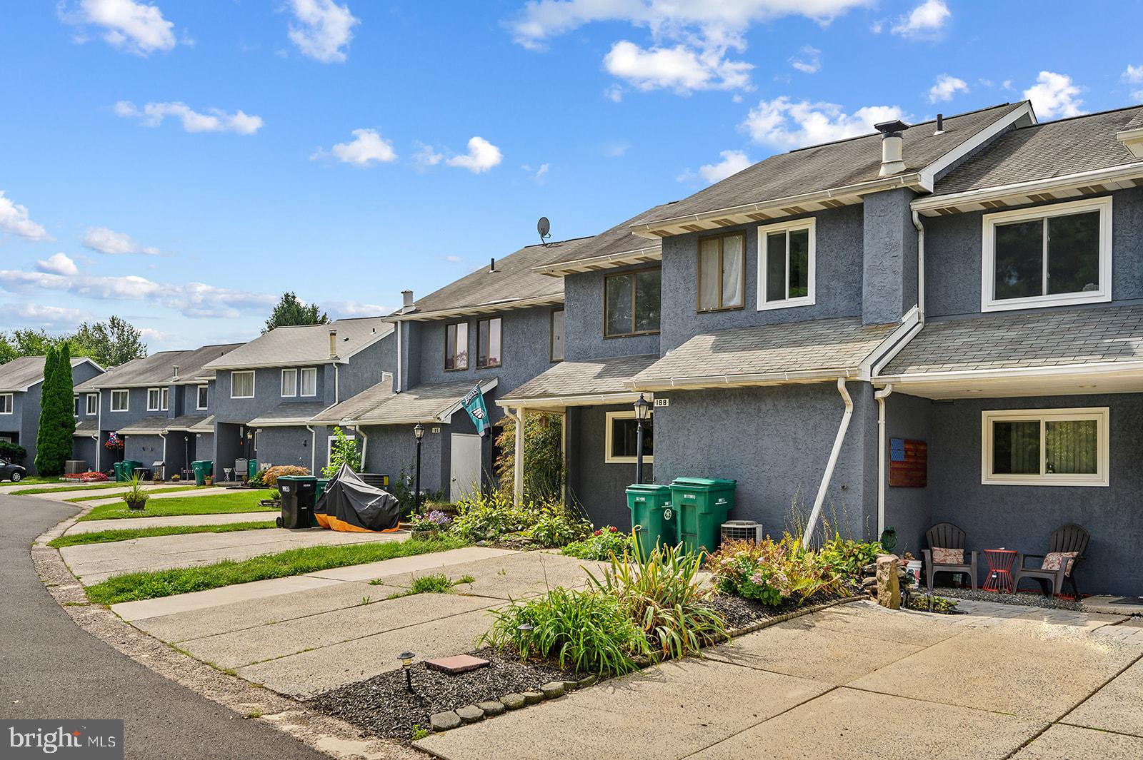 188 Moyer Drive Dublin, PA 18917 - Photo 3 of 38