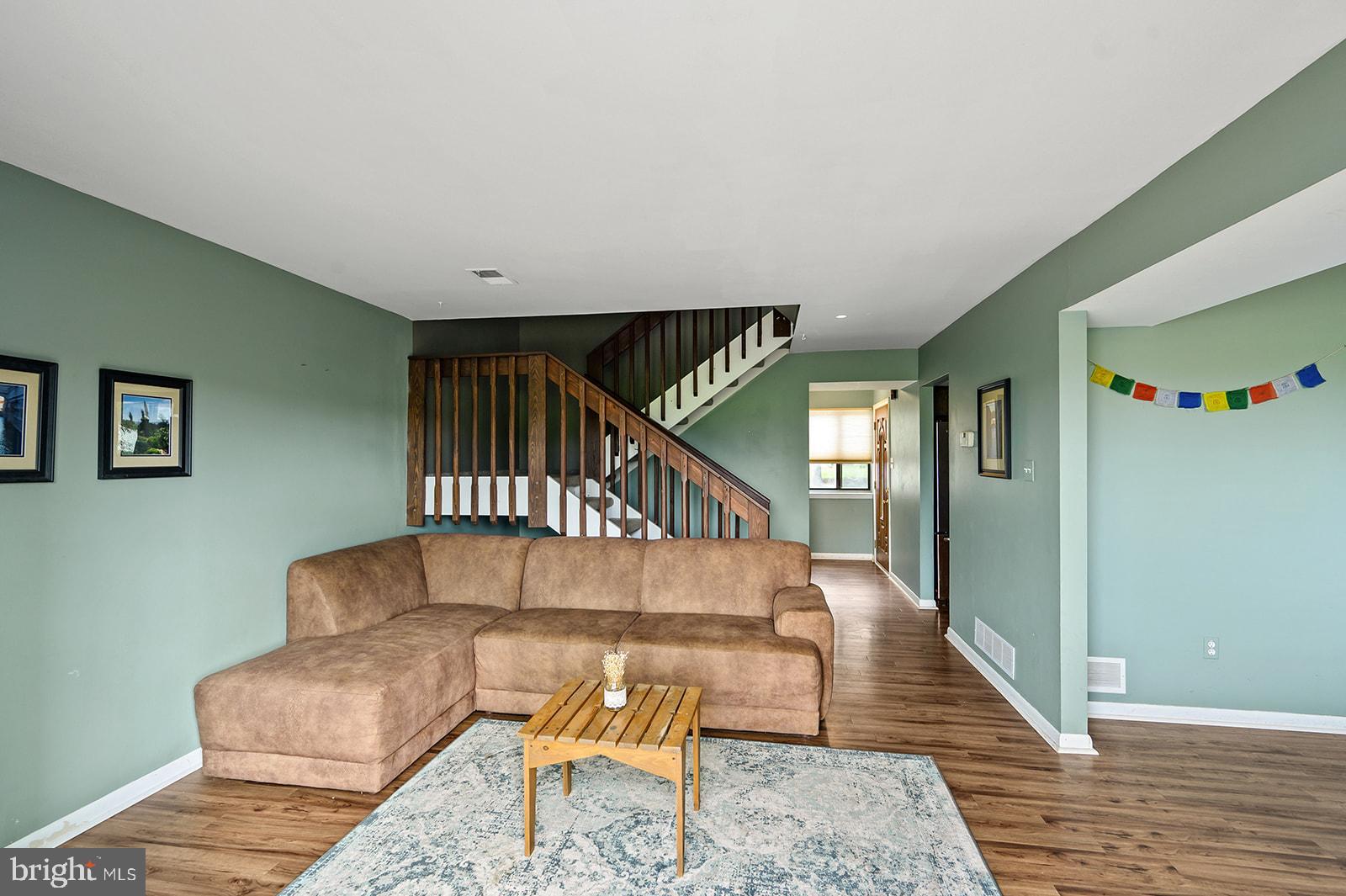 188 Moyer Drive Dublin, PA 18917 - Photo 7 of 38