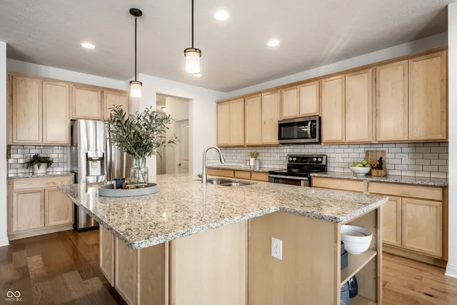 $465,000 | 9591 Summerton Drive, Fishers, IN 46037