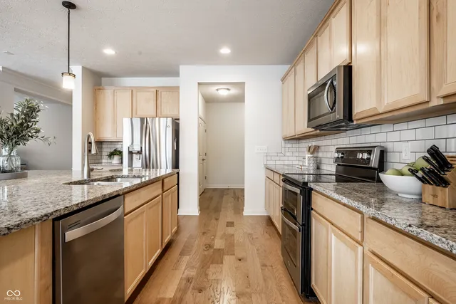 $465,000 | 9591 Summerton Drive, Fishers, IN 46037