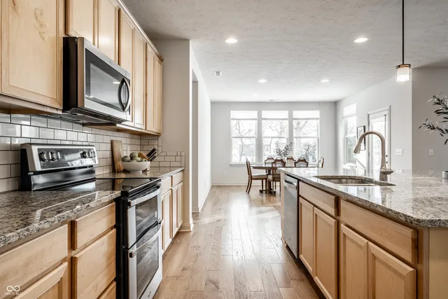 $465,000 | 9591 Summerton Drive, Fishers, IN 46037