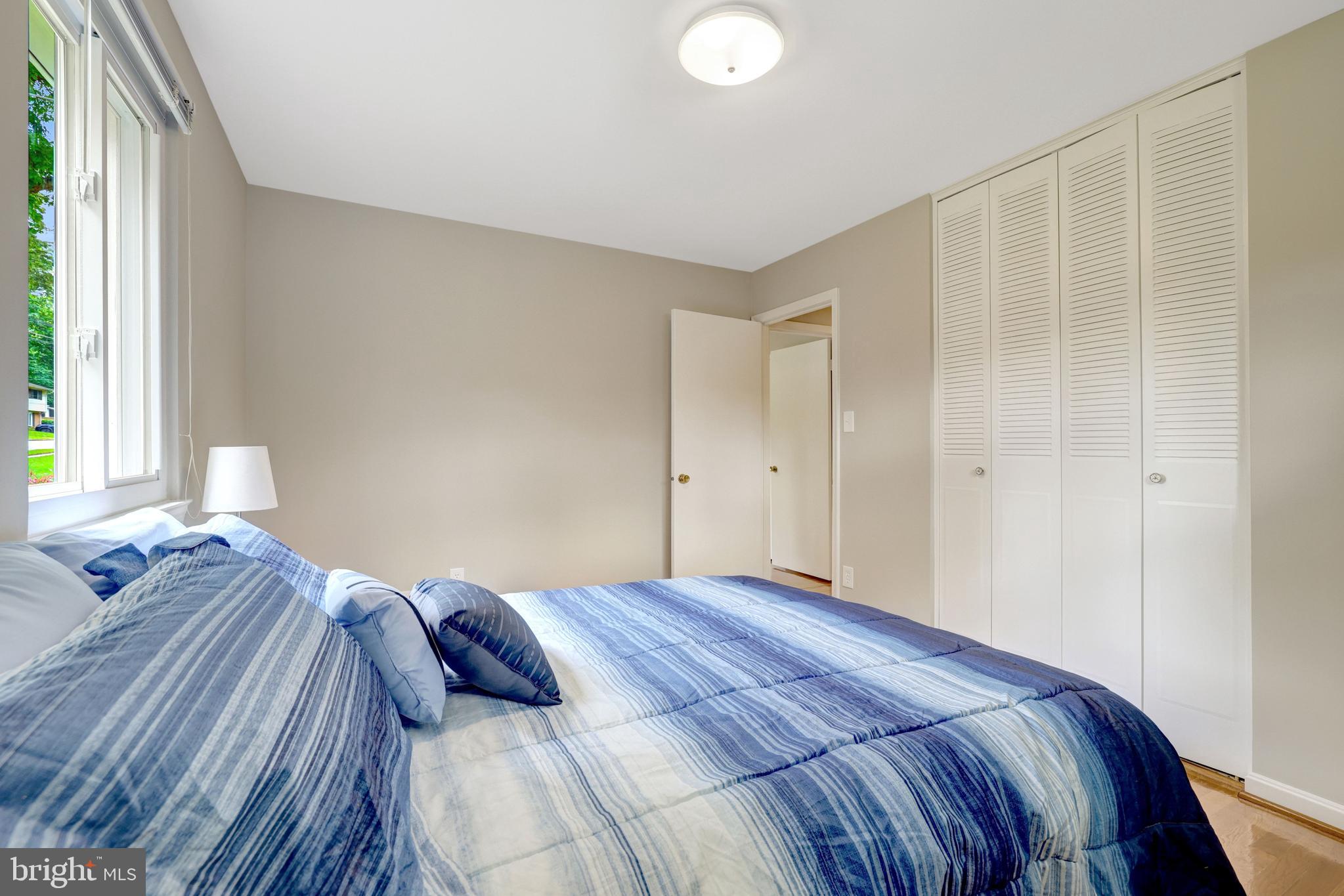 8712 Piccadilly Place Springfield, VA 22151 - Photo 23 of 54