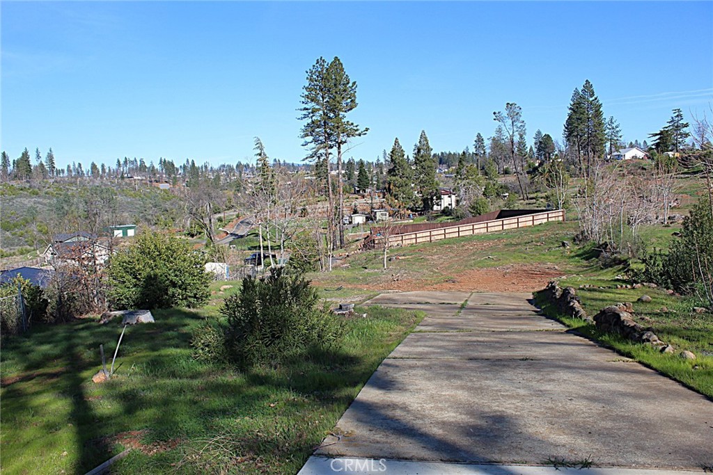 5709 Jewell Road Paradise, CA 95969 - Photo 4 of 8 a view of a city with tall buildings