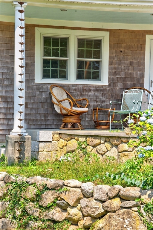 51 Davis Street Tisbury, MA 02568 - Photo 7 of 24