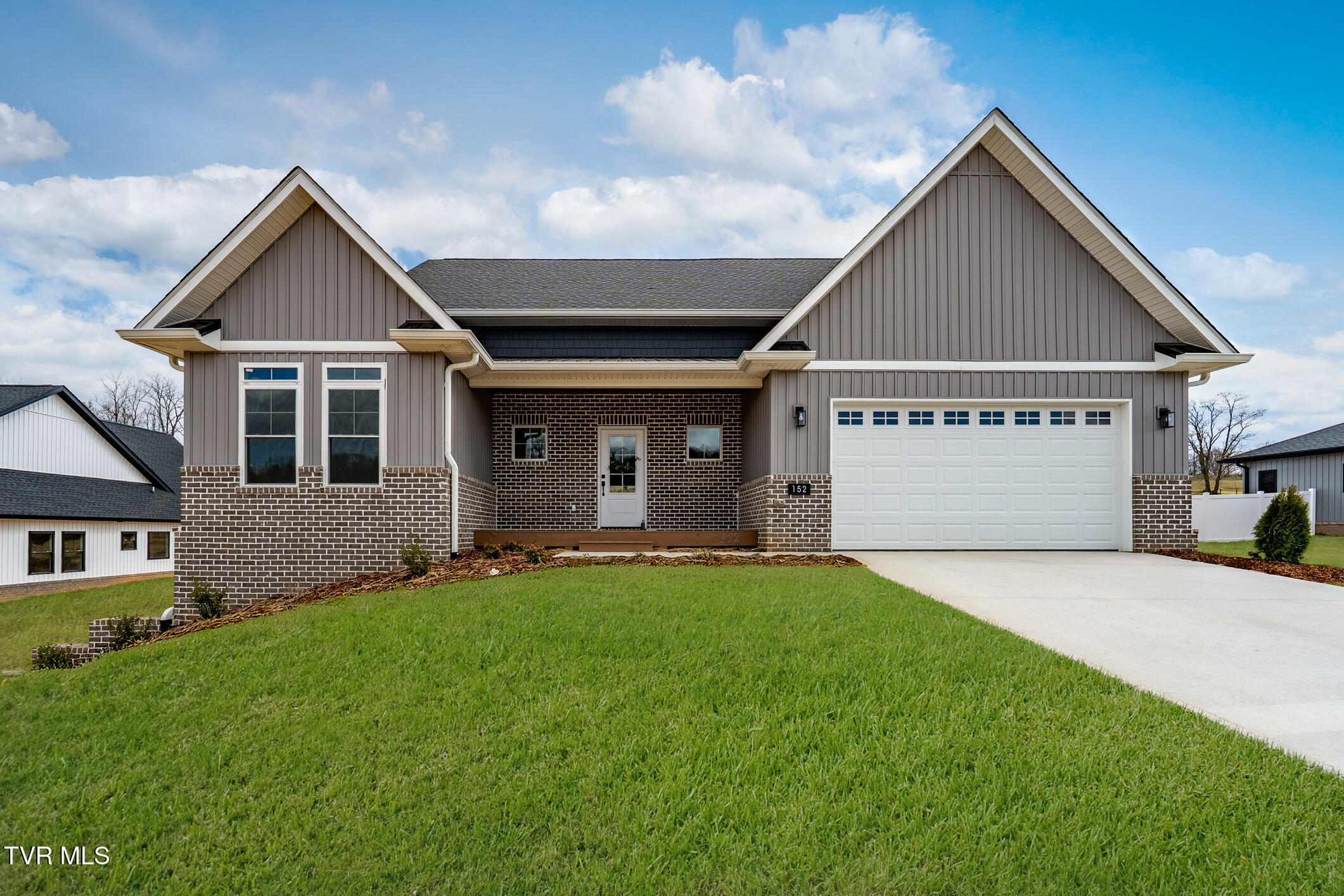 152 Hulse Rd (1 of 1)