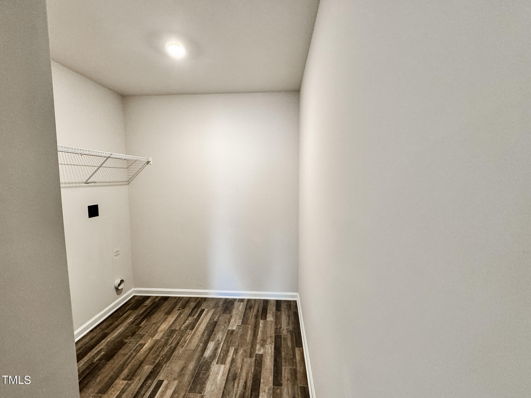 378 East Waycliff Road Henderson, NC 27537 - Photo 21 of 23 Laundry Room