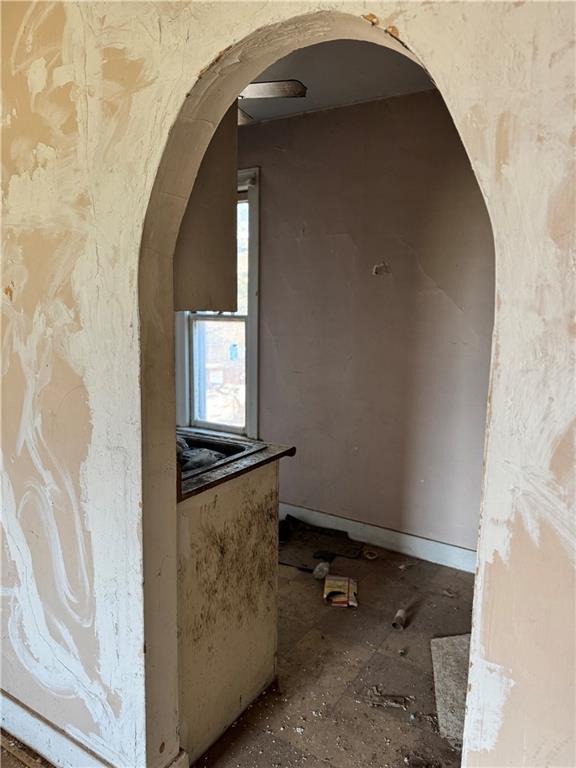 509 Southwest Taylor Street Topeka, KS 66603 - Photo 16 of 21