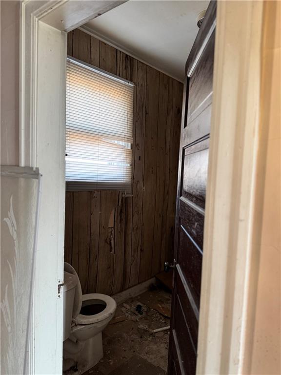 509 Southwest Taylor Street Topeka, KS 66603 - Photo 17 of 21