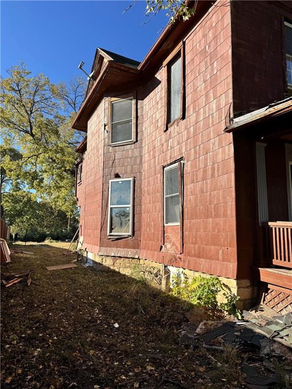 509 Southwest Taylor Street Topeka, KS 66603 - Photo 2 of 21