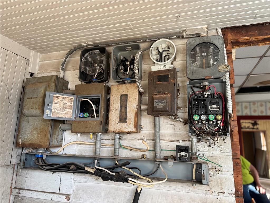 509 Southwest Taylor Street Topeka, KS 66603 - Photo 21 of 21