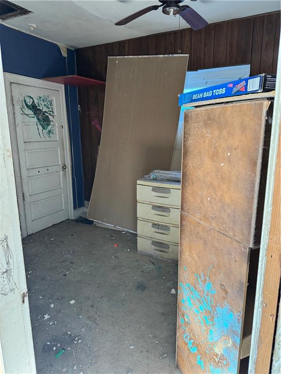 509 Southwest Taylor Street Topeka, KS 66603 - Photo 5 of 21