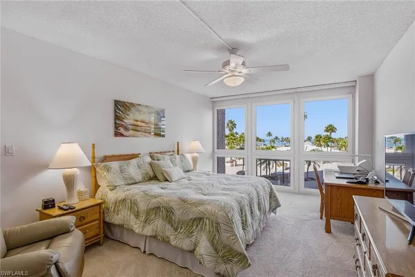 $2,675,000 | 4031 Gulf Shore Boulevard North, Unit 3B, Naples, FL 34103