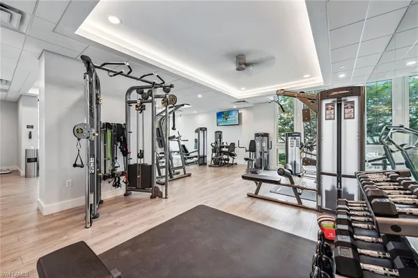 $2,675,000 | 4031 Gulf Shore Boulevard North, Unit 3B, Naples, FL 34103